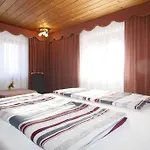 בית הארחה Gaestehaus Kirner - 3*