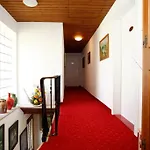Gaestehaus Kirner - 招待所 巴特法伊尔恩巴赫