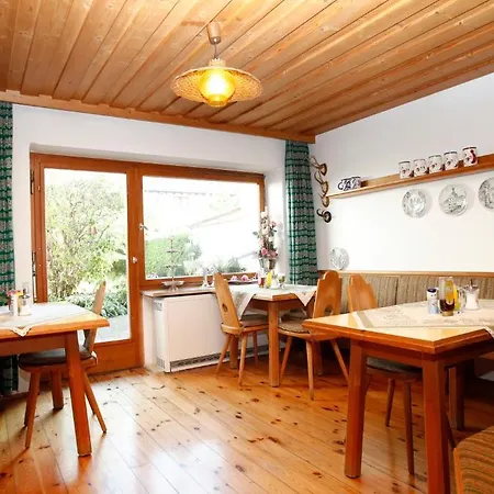 Konukevi Gaestehaus Kirner - 3*